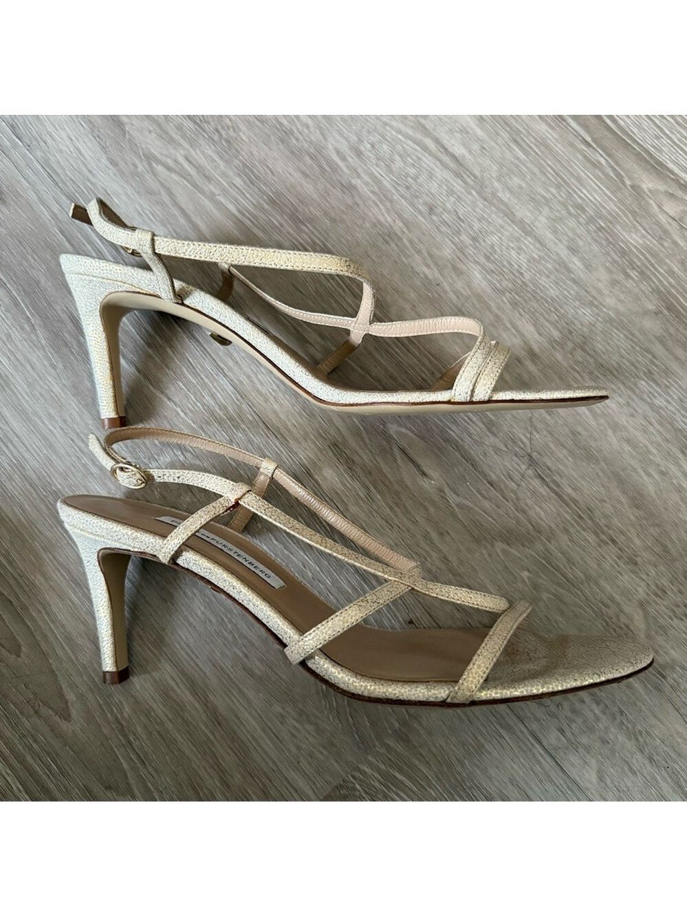 Vintage Diane von Furstenberg white gold sparkle strappy leather sandals heels - Picture 2 of 6